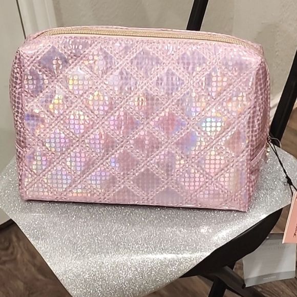 Juicy Couture JC Logo Vinyl Cosmetic Pouch - Picture 5 of 9